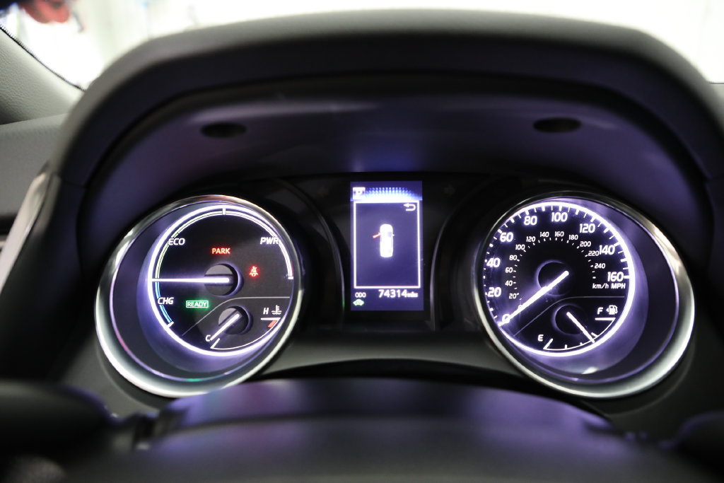 Used 2020 Toyota Camry LE FWD image 15