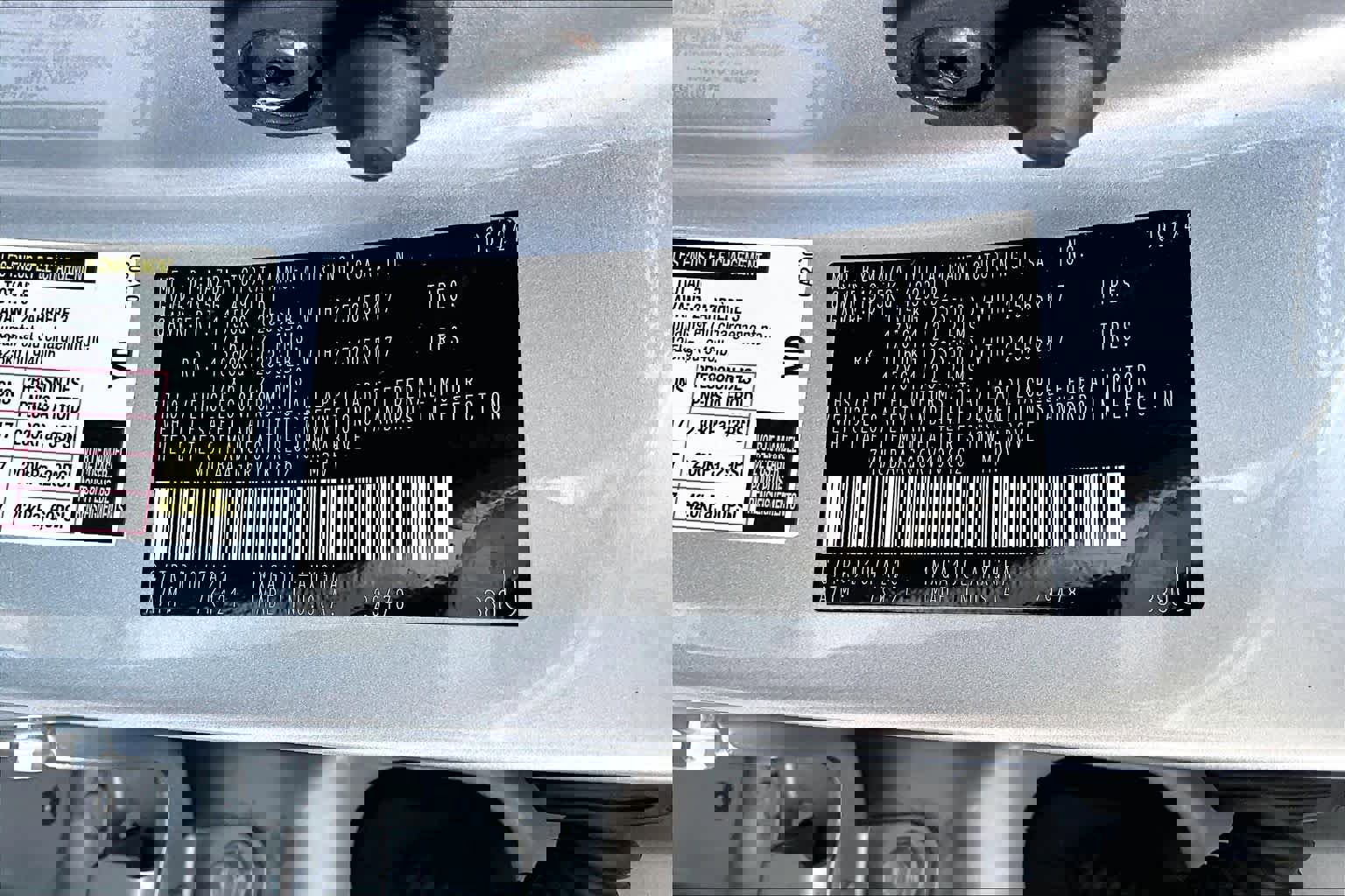 Certified 2024 Toyota Corolla Cross LE w/ Moonroof Package image 34