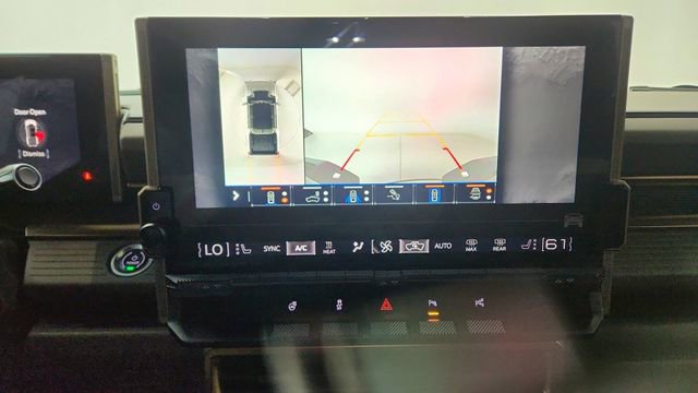 Used 2025 GMC Hummer EV 2X w/ LPO, Sport Package image 47