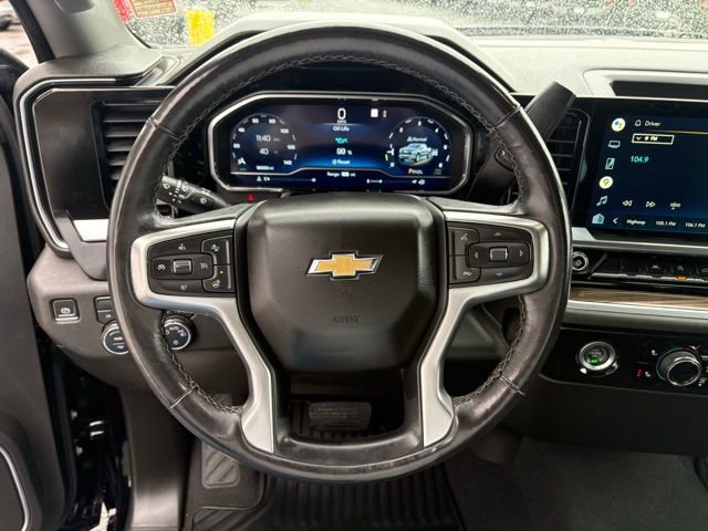 Used 2022 Chevrolet Silverado 1500 LT image 13