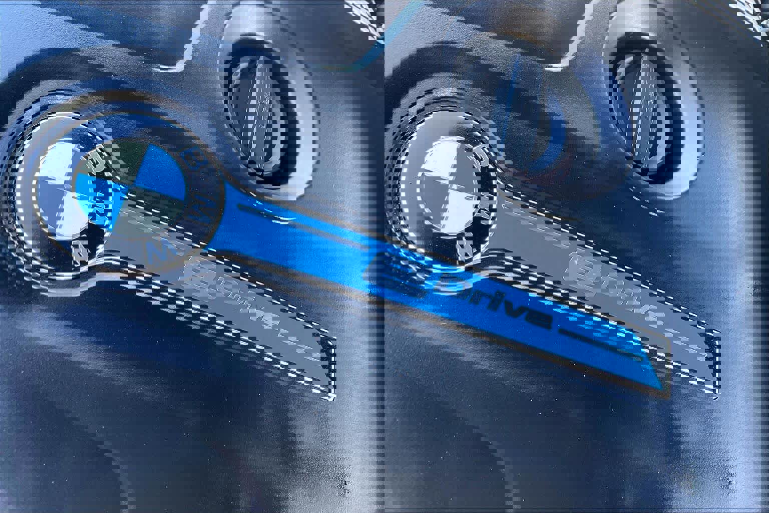 Used 2018 BMW 530e xDrive image 34