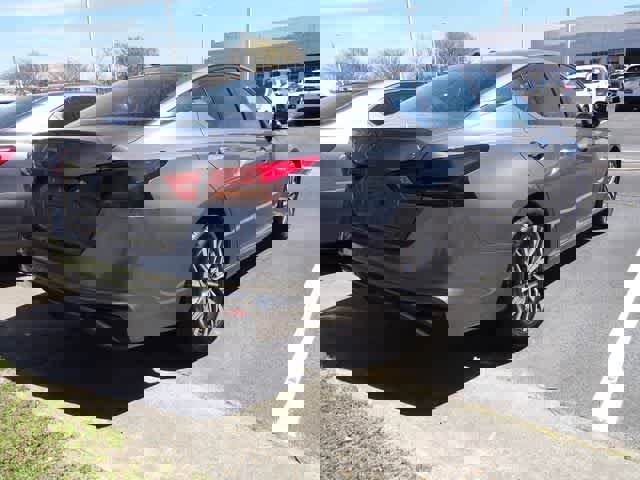 Used 2023 Nissan Altima 2.5 SV image 7