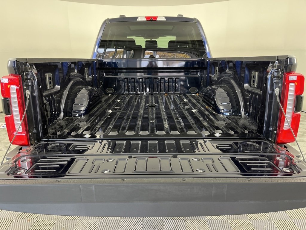 Certified 2025 Ford F350 Lariat image 27