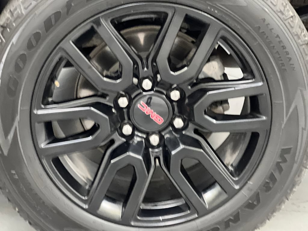 Used 2024 GMC Sierra 1500 Elevation w/ Elevation Premium Package AWD/4WD image 69
