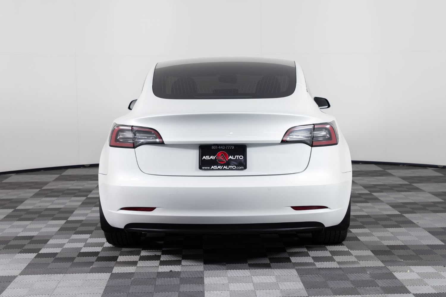 Used 2020 Tesla Model 3 Standard Range Plus RWD image 6