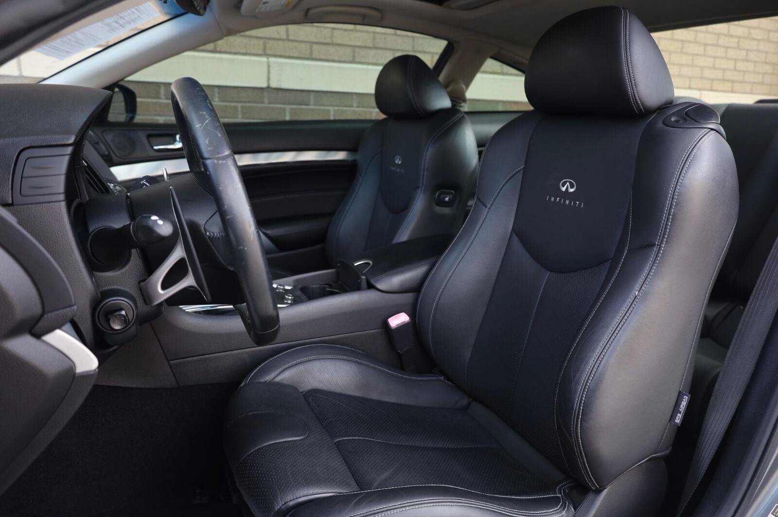 Used 2014 INFINITI Q60 Journey w/ Premium Package RWD image 14