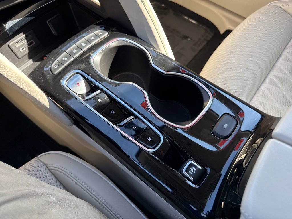 Used 2023 Buick Envision Avenir image 30