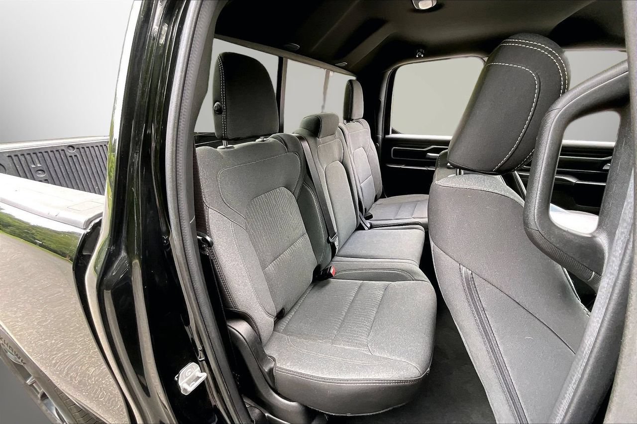 Used 2022 RAM 1500 Big Horn AWD/4WD image 23