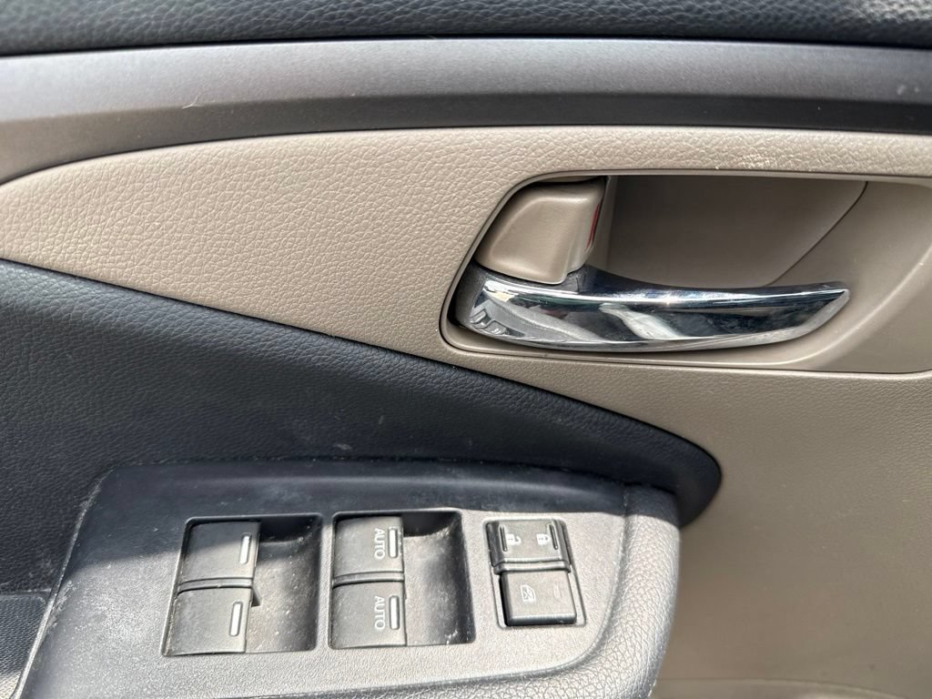 Used 2019 Honda Pilot EX image 16
