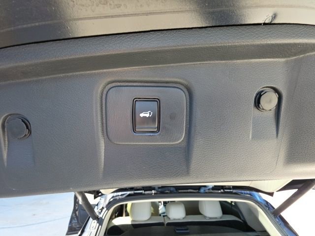 Used 2023 Nissan Murano Platinum w/ Cargo Package image 28