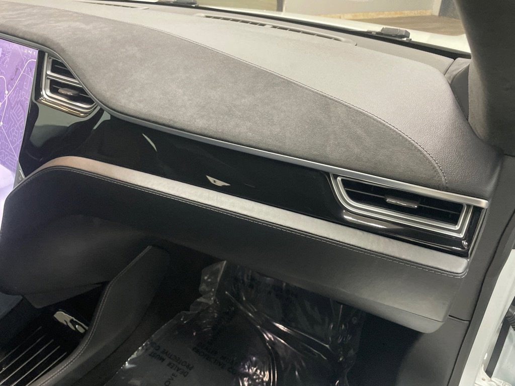 Used 2015 Tesla Model S 70 image 40