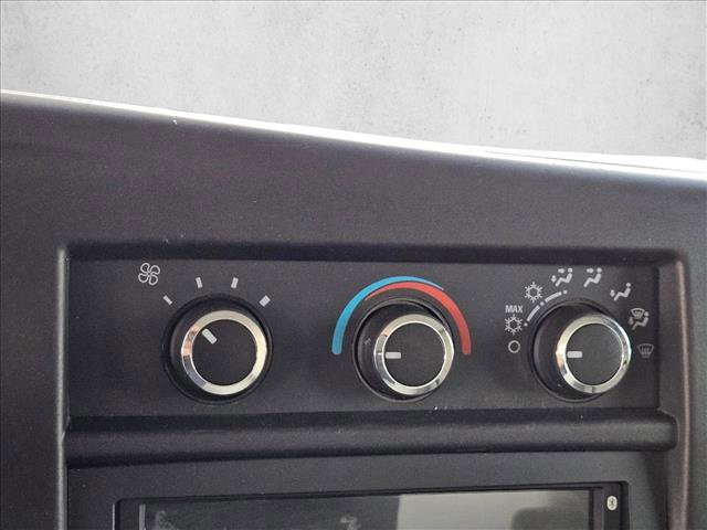 Used 2021 Chevrolet Express 3500 image 15