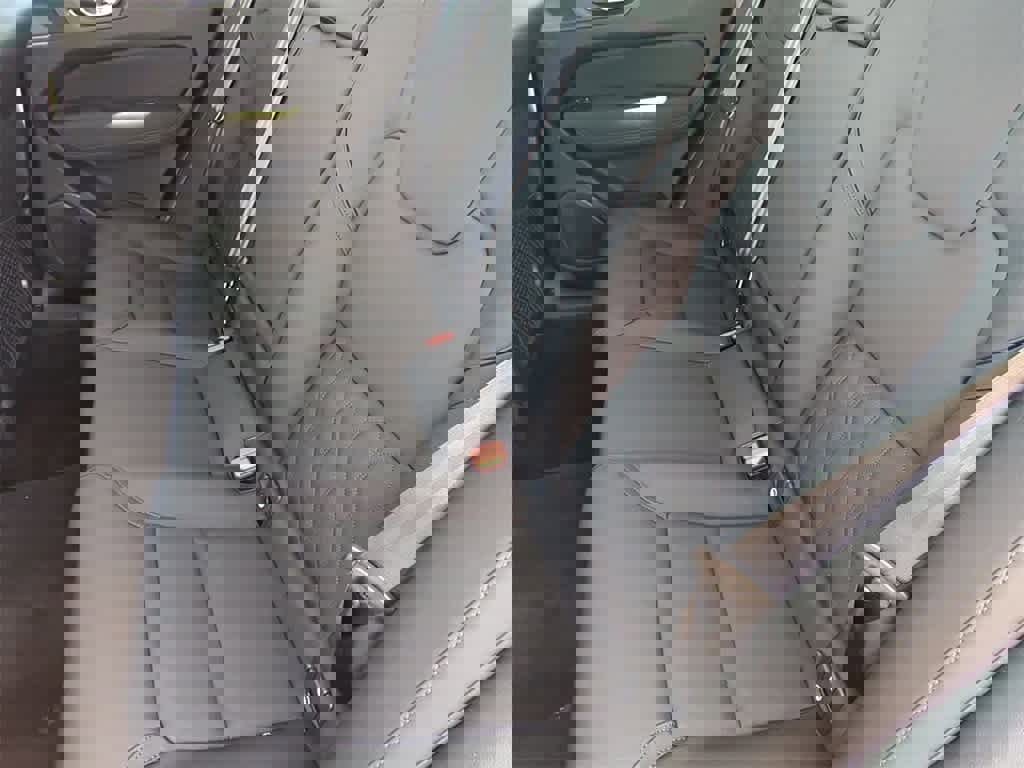 New 2026 Volvo XC60 B5 Plus w/ Protection Package Premier image 19