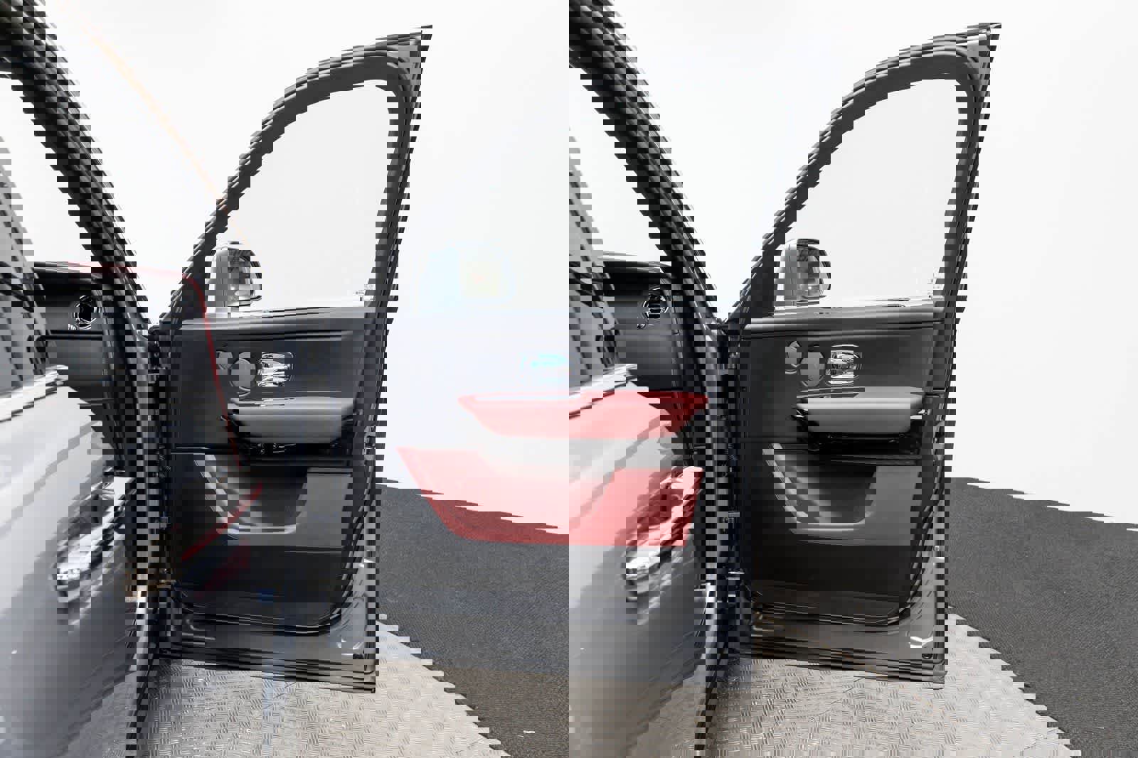 Certified 2022 Rolls-Royce Cullinan image 35