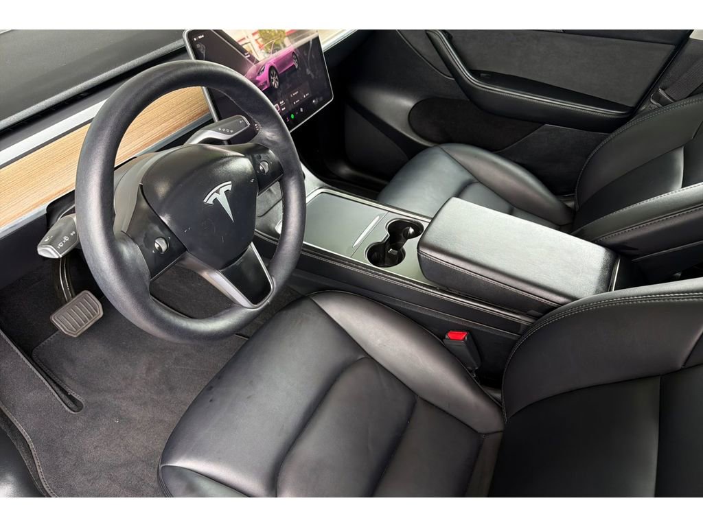 Used 2024 Tesla Model Y Long Range AWD/4WD image 10