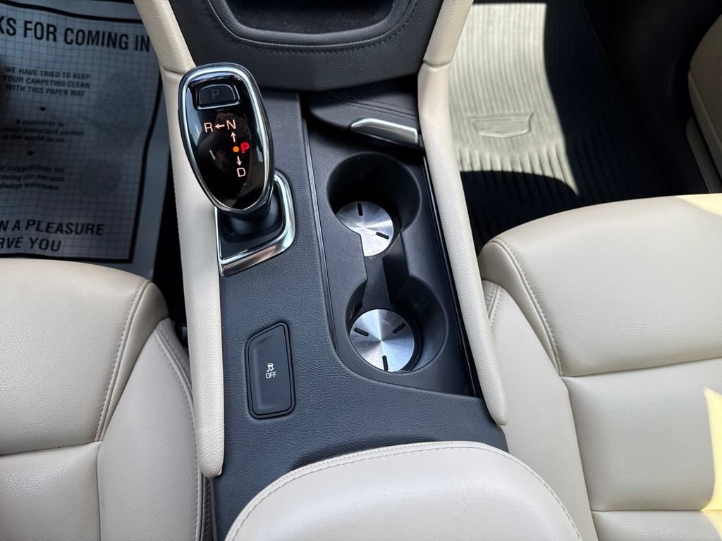 Used 2017 Cadillac XT5 FWD image 19