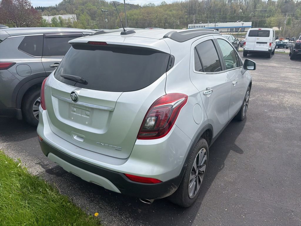 Used 2022 Buick Encore Preferred w/ Safety Package image 3