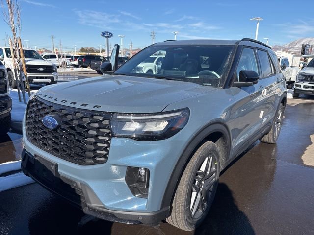 New 2026 Ford Explorer ST-Line image 3