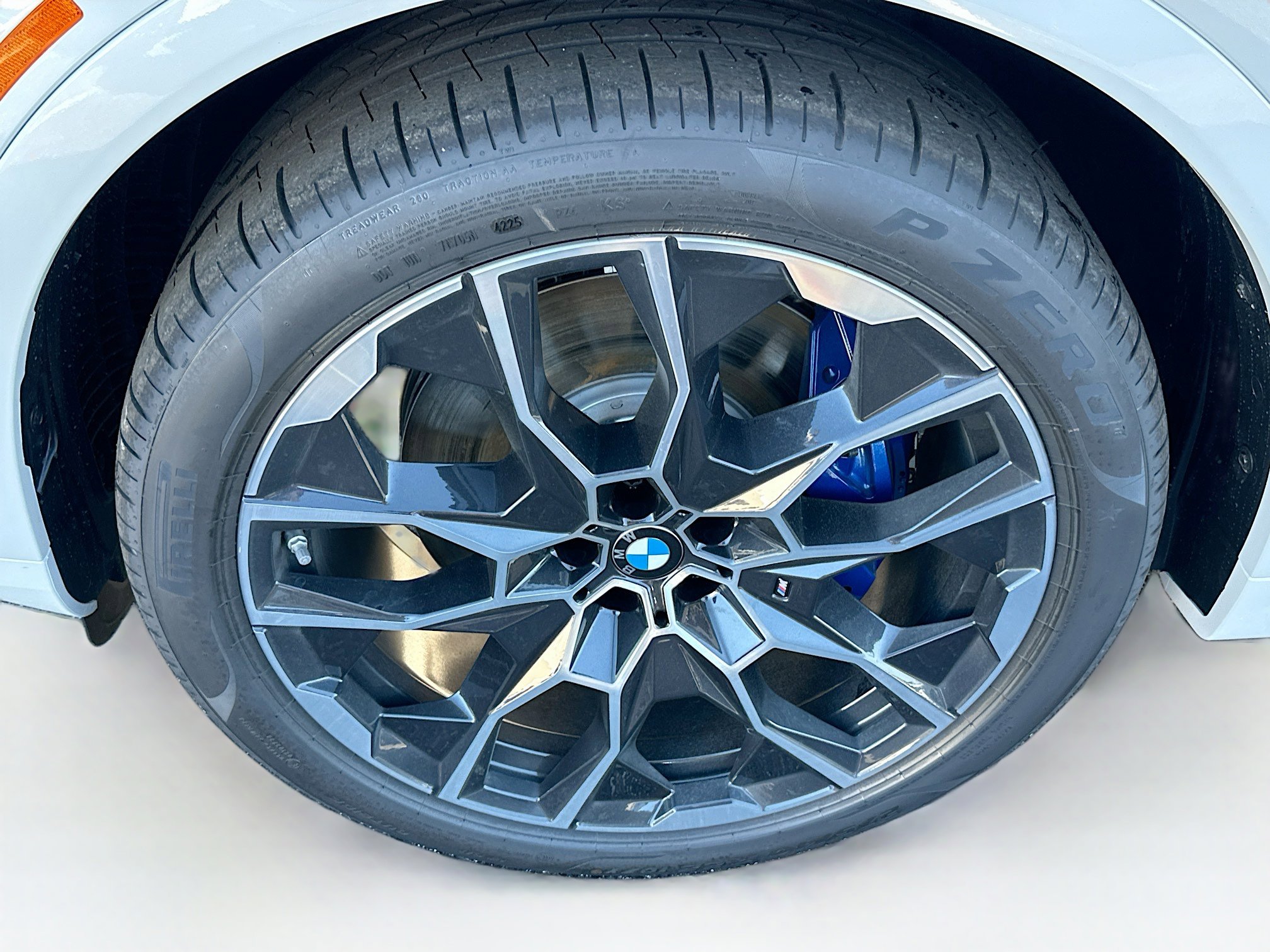 New 2026 BMW X7 xDrive40i w/ M Sport Package image 27