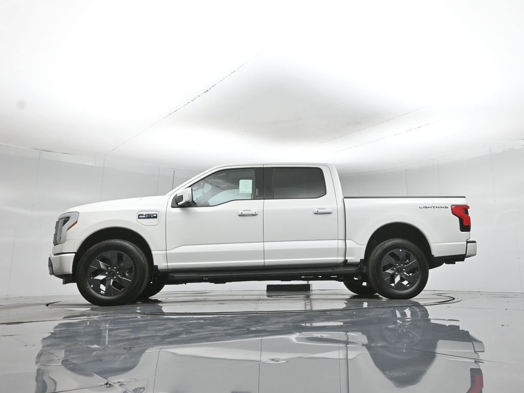 New 2025 Ford F150 Lightning Lariat w/ Max Trailer Tow Package image 7