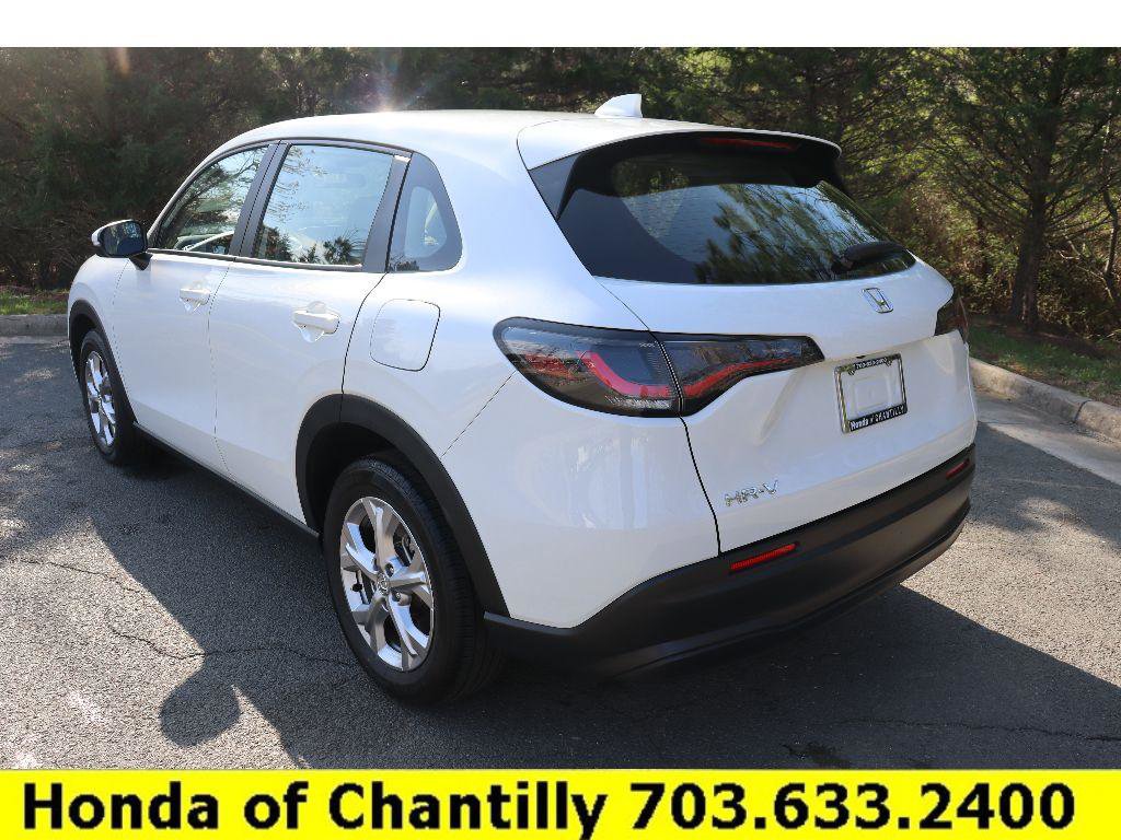 Certified 2024 Honda HR-V LX image 5