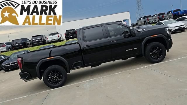 Used 2025 GMC Sierra 2500 AT4 AWD/4WD image 9