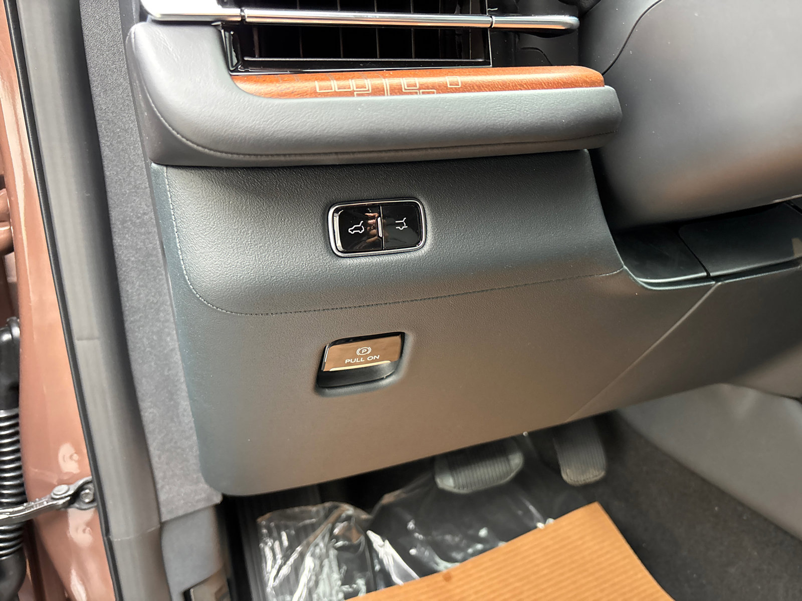 New 2025 Lincoln Navigator L Black Label image 13