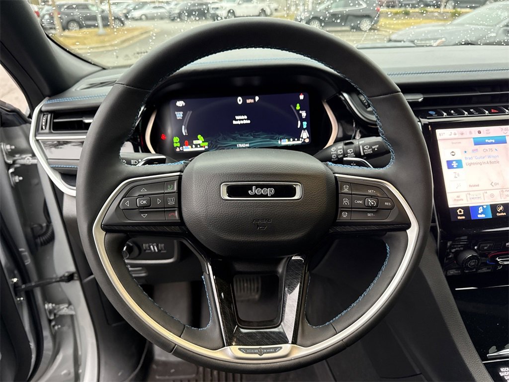 Used 2022 Jeep Grand Cherokee Trailhawk w/ Advanced Protech Group II image 26