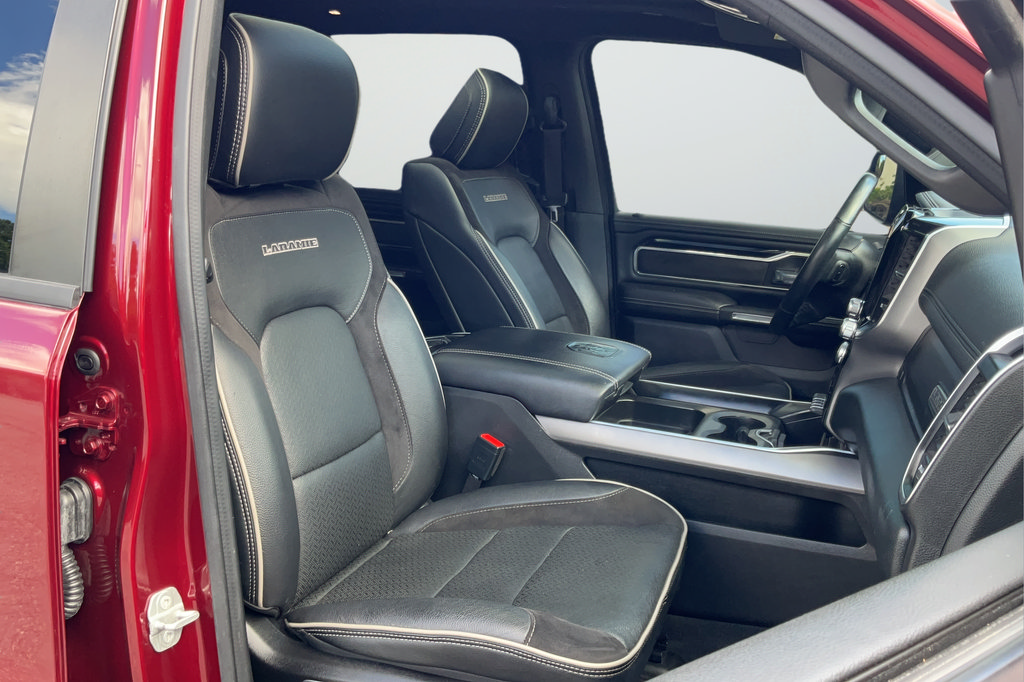 Used 2022 RAM 1500 Laramie w/ Sport Appearance Package AWD/4WD image 20