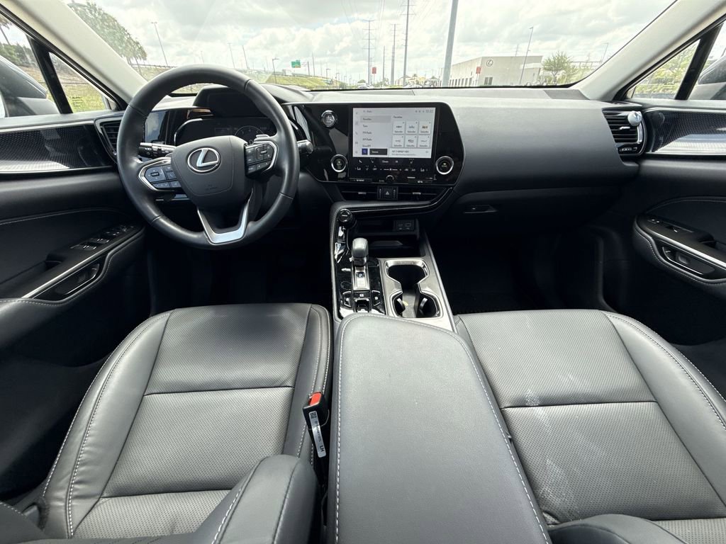 Used 2025 Lexus NX 250 FWD w/ Cold Area Package image 19