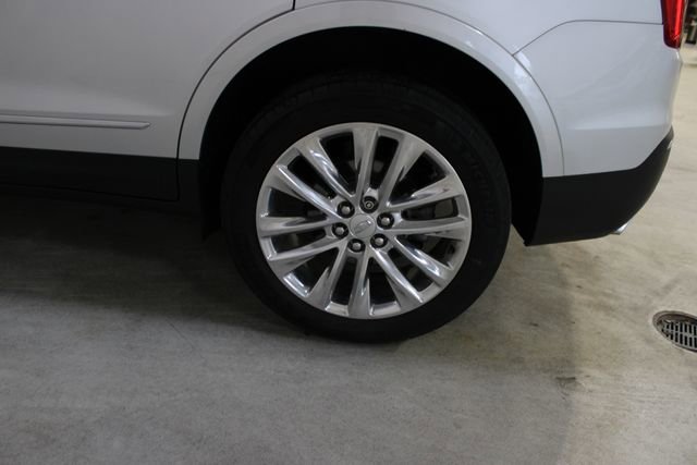 Used 2019 Cadillac XT5 Premium Luxury AWD/4WD image 36