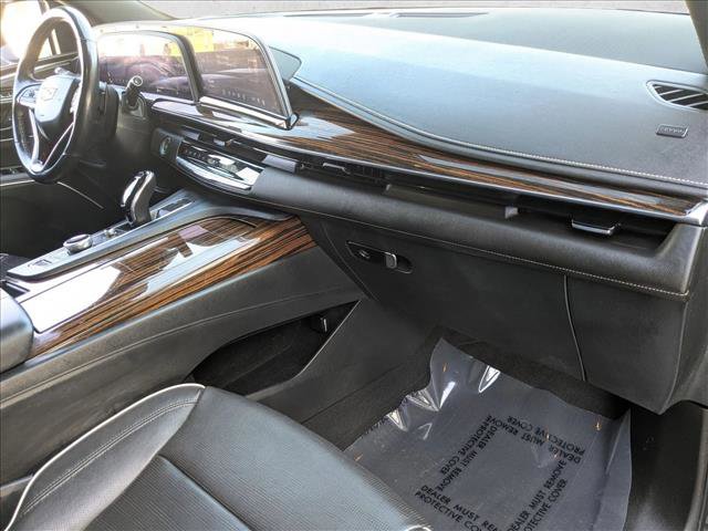 Used 2021 Cadillac Escalade ESV Premium Luxury image 23