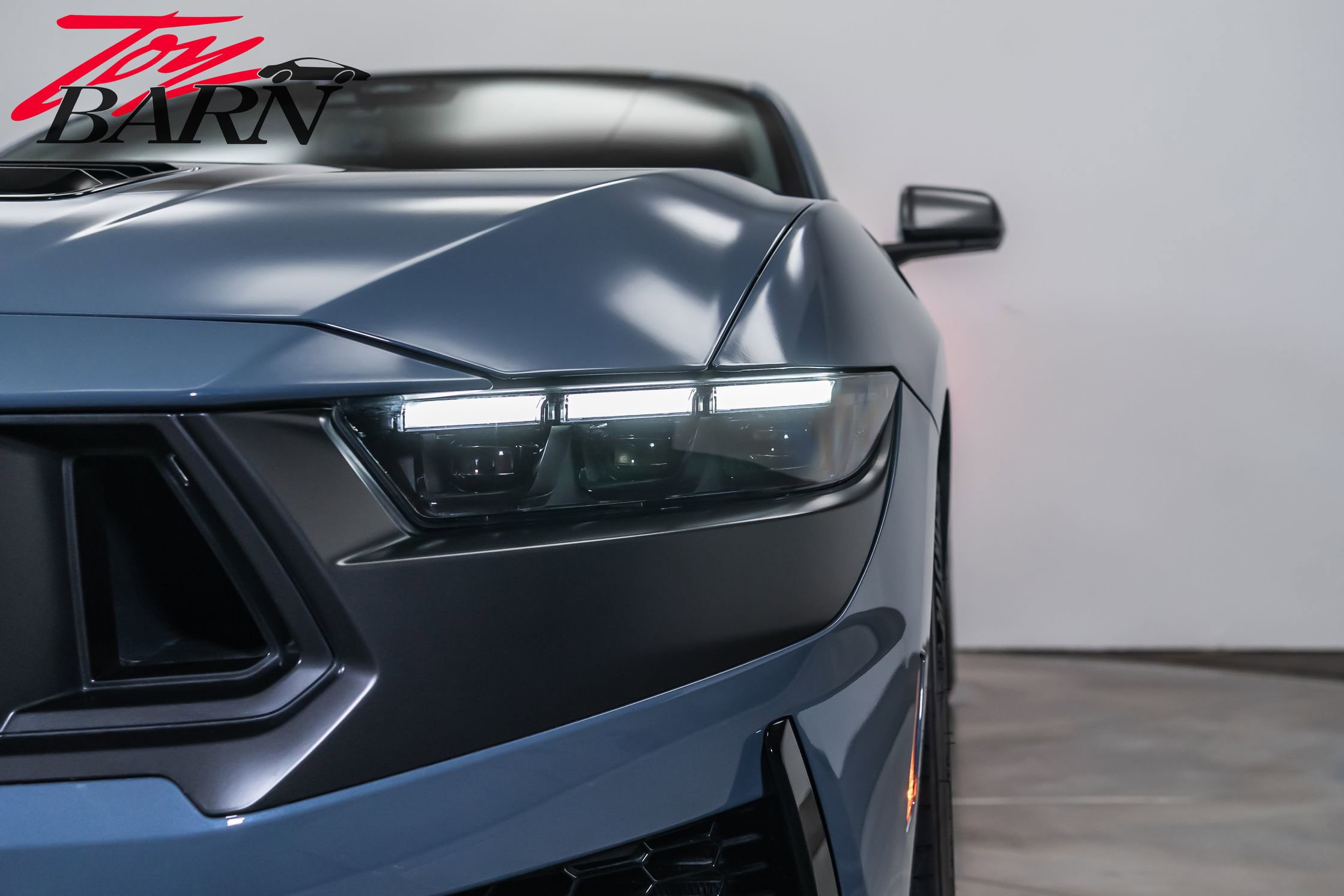 Used 2024 Ford Mustang Dark Horse image 10