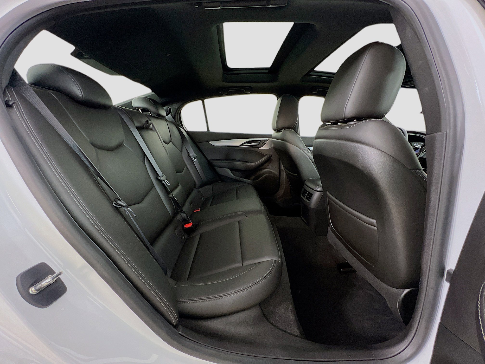 Used 2023 Cadillac CT5 Luxury w/ Sun And Sound Package image 28