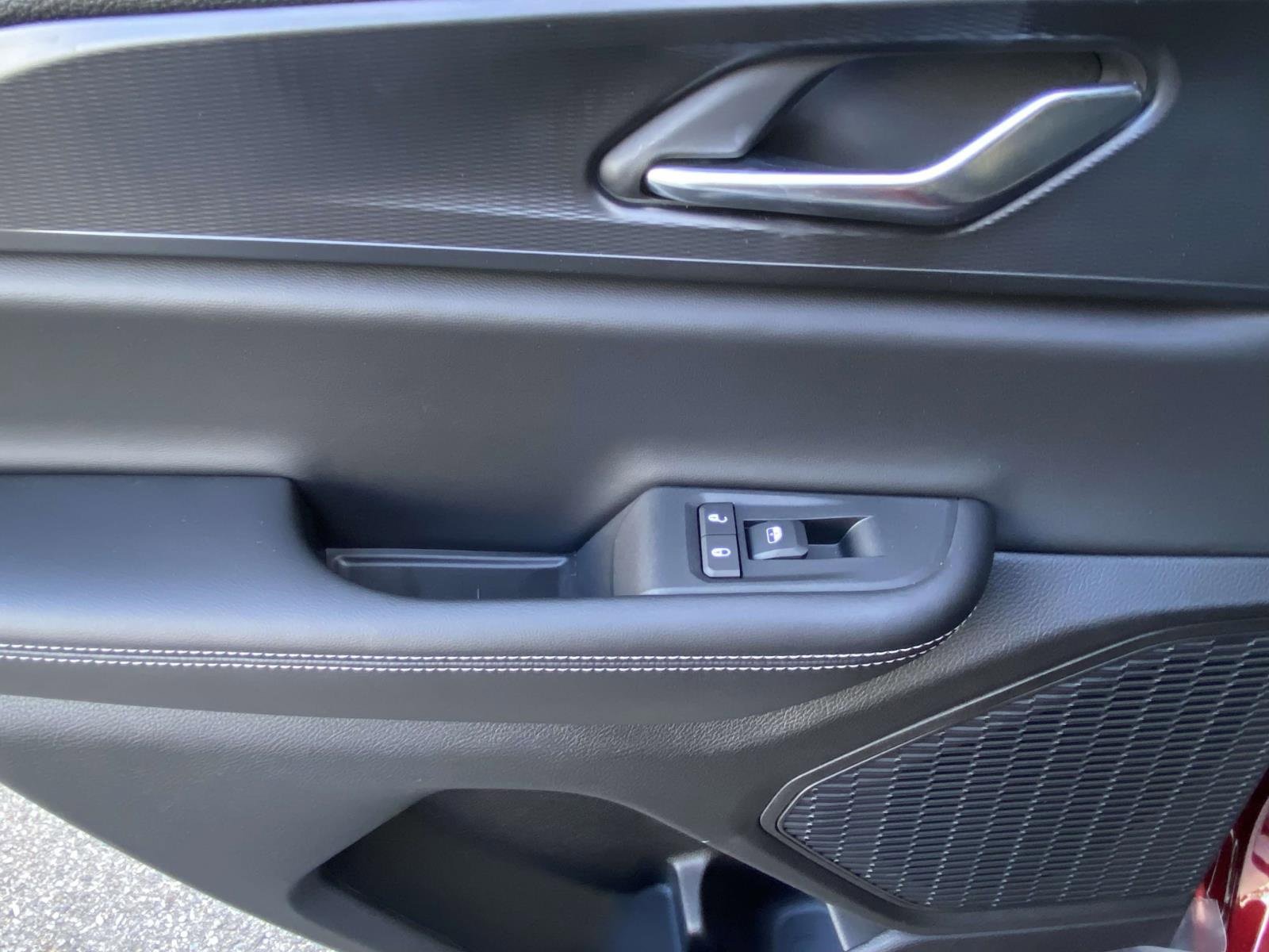 New 2025 Jeep Grand Cherokee Laredo image 14