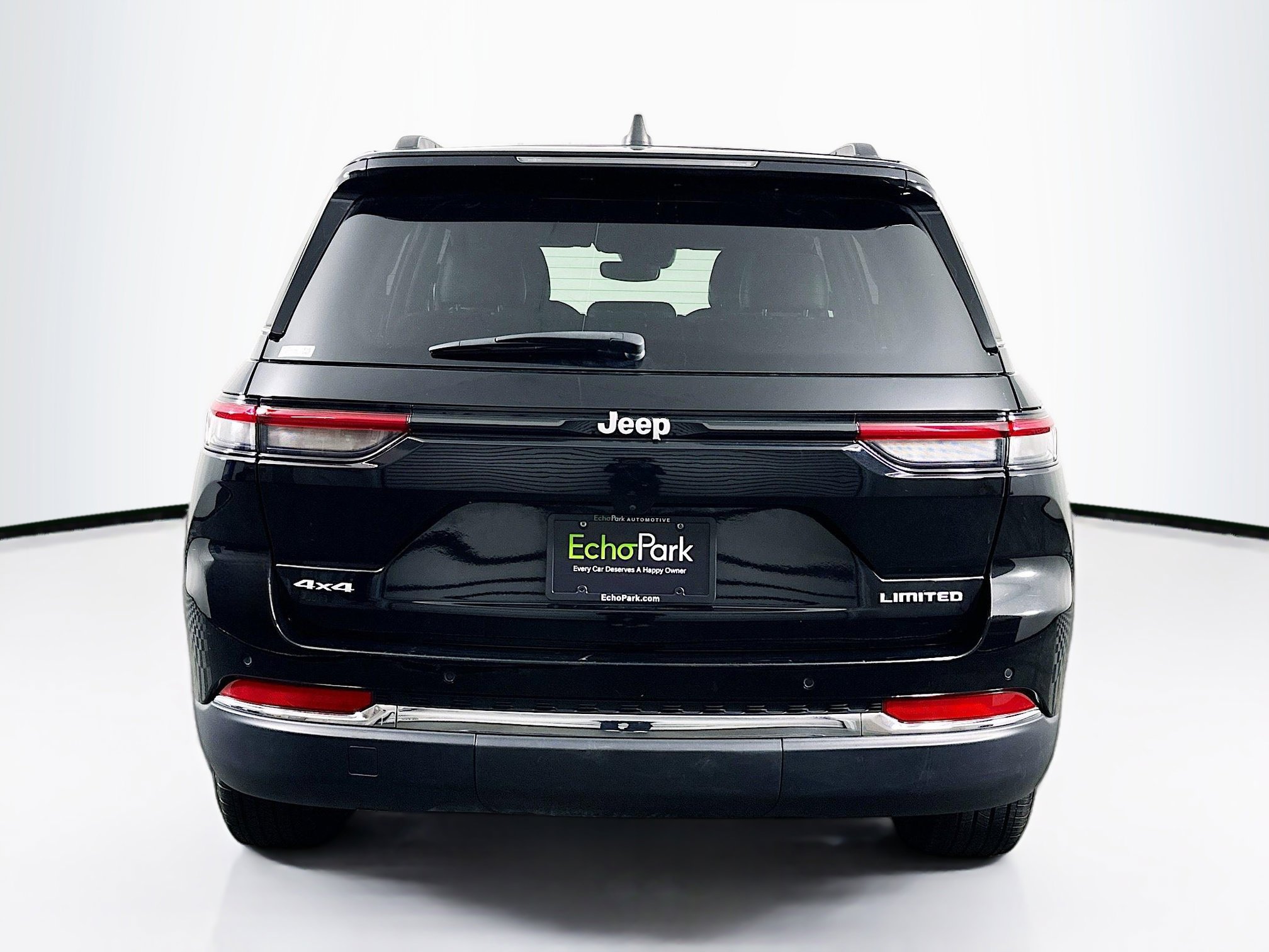 Used 2024 Jeep Grand Cherokee Limited image 7