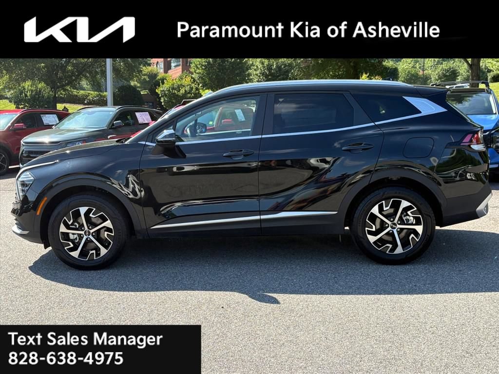 Certified 2025 Kia Sportage EX AWD/4WD image 3