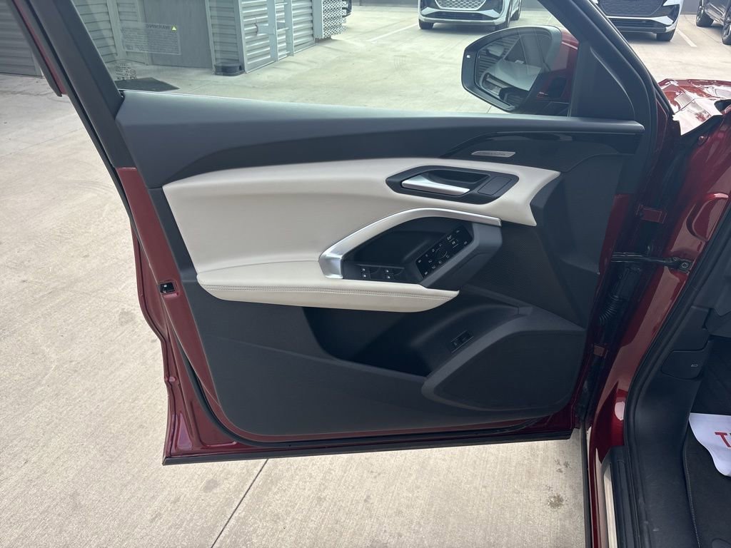 Certified 2025 Audi Q5 Premium Plus w/ Premium Plus image 10