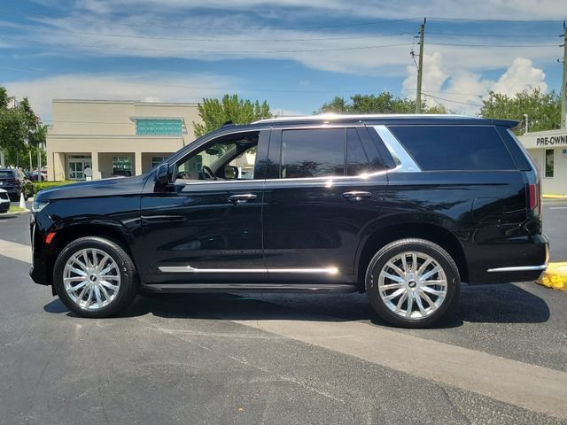 Used 2021 Cadillac Escalade Premium Luxury AWD/4WD image 2