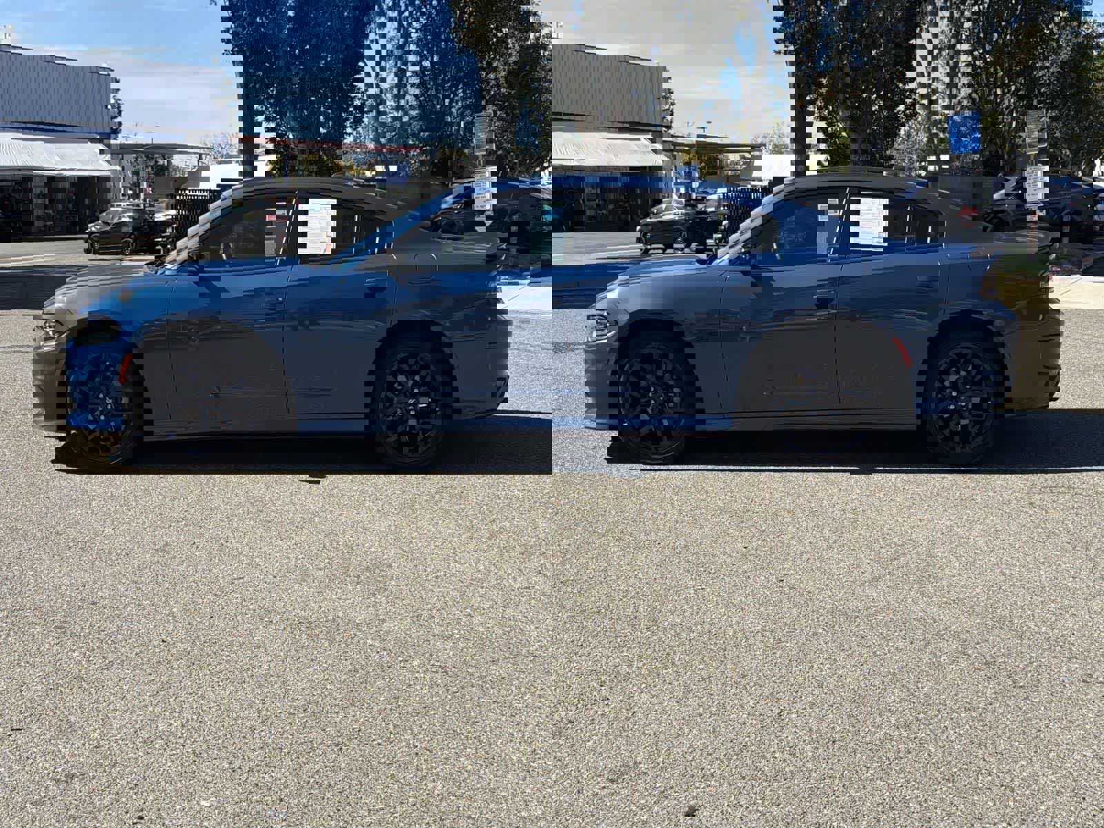 Used 2023 Dodge Charger R/T w/ Plus Group image 3