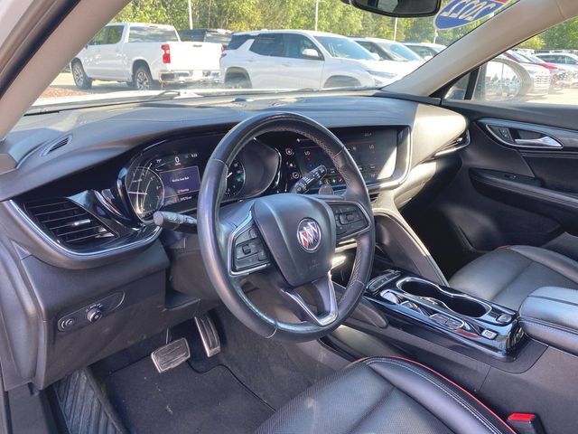 Used 2022 Buick Envision Essence w/ Sport Touring Package FWD image 10