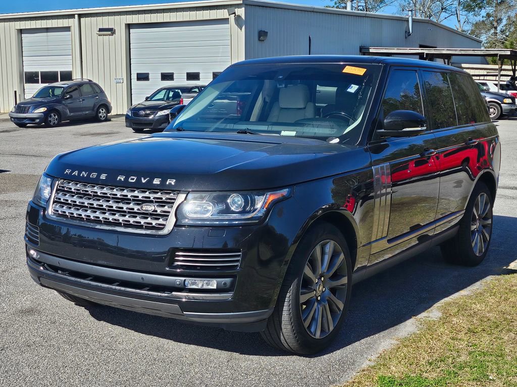 Used 2014 Land Rover Range Rover Supercharged image 2