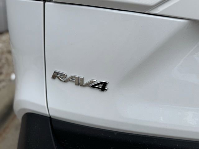 Certified 2025 Toyota RAV4 XLE image 38
