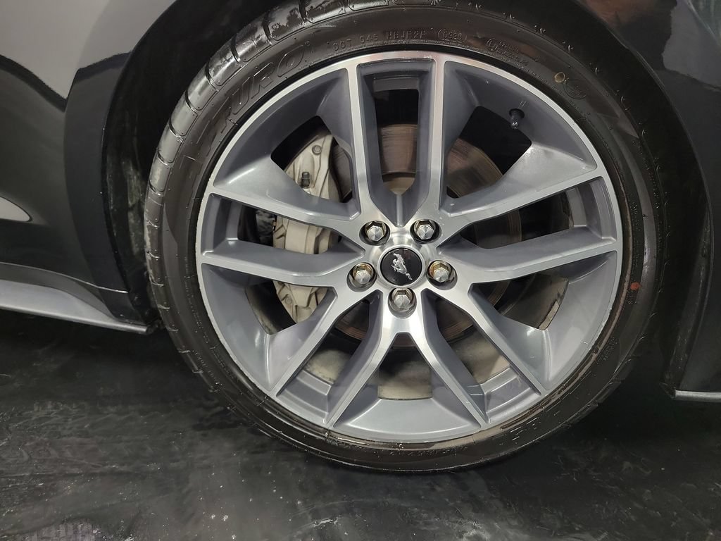 Used 2015 Ford Mustang GT Premium RWD image 11