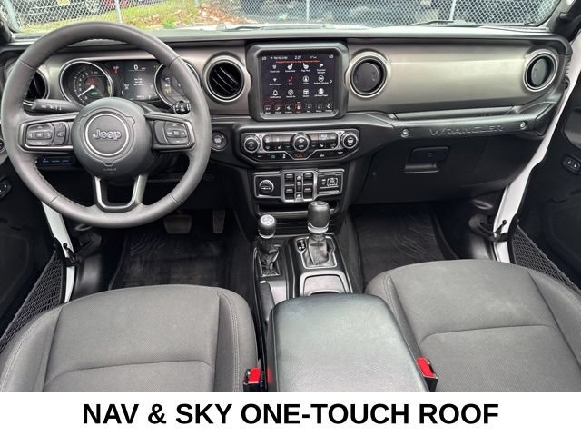 Used 2023 Jeep Wrangler Unlimited w/ Sun & Screen Package AWD/4WD image 5