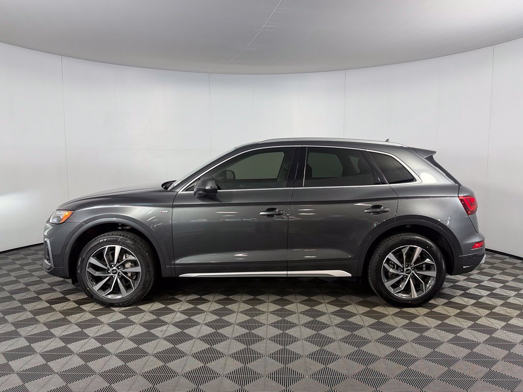 Used 2023 Audi Q5 2.0T Premium w/ Convenience Package AWD/4WD image 10