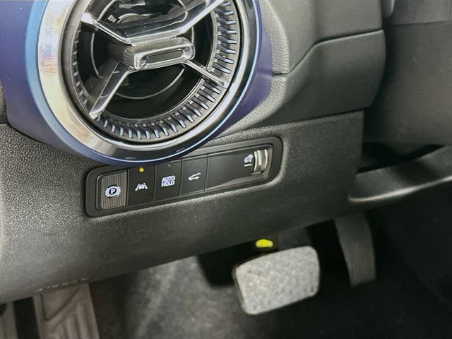 New 2026 Chevrolet Equinox EV LT AWD/4WD image 12