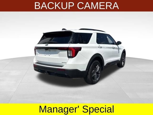 Used 2025 Ford Explorer ST-Line w/ ST-Line Street Pack AWD/4WD image 7