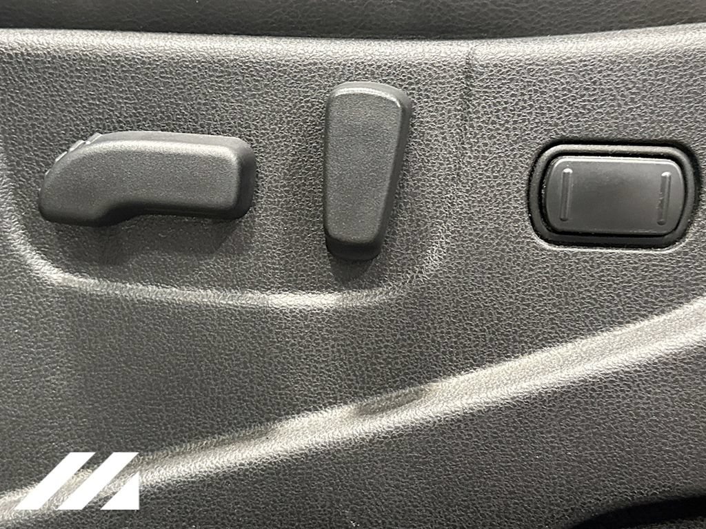 Used 2012 Nissan Rogue SL AWD/4WD image 22