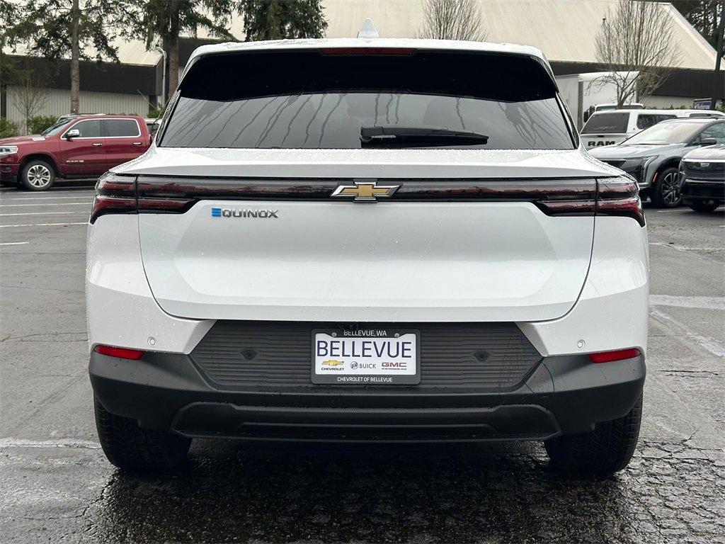 New 2026 Chevrolet Equinox EV LT image 4